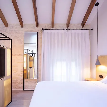 فندق Serawa 4*